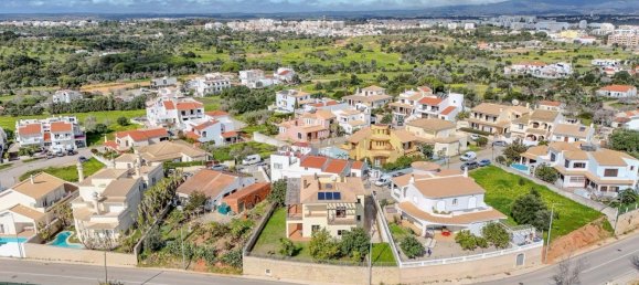 3 غرف نوم فيلا في Portimao, Portugal رقم 100047 40