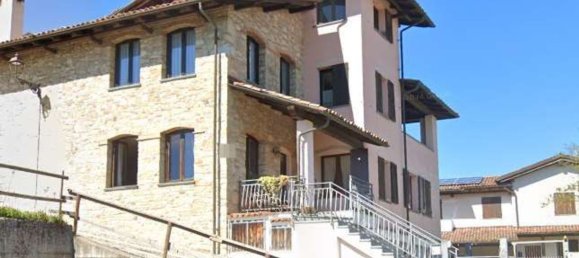 6 rooms Apartment in Sarezzano, Italy No. 214054 6