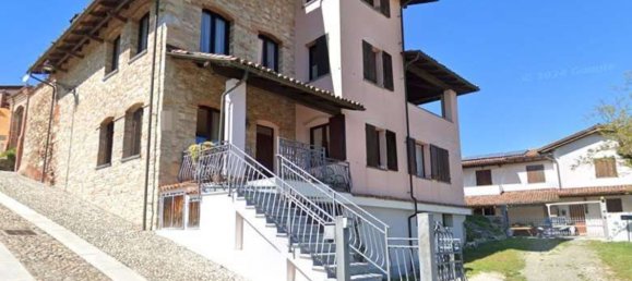 6 rooms Apartment in Sarezzano, Italy No. 214054 8