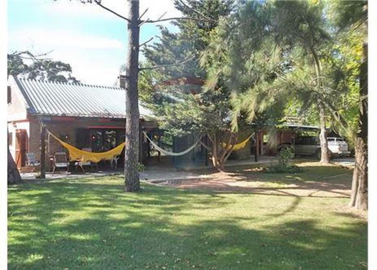 3 bedrooms House in Canelones, Uruguay No. 4030