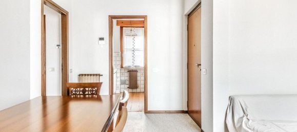 3 rooms Apartment in Pregnana Milanese, Italy No. 65763 6