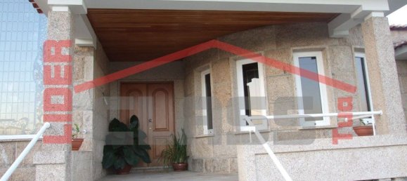 5 bedrooms House in Vila Flor, Portugal No. 221449 4