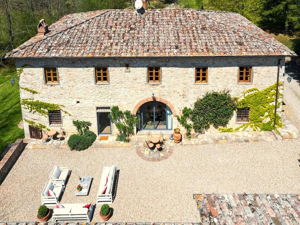 7 Schlafzimmer Grundstück in Gaiole in Chianti, Italy, Nr. 56054