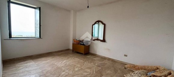 4 chambres Maison à Cosenza, Italy No. 65930 8