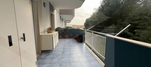2 Schlafzimmer Wohnung in Bari, Italy, Nr. 23652 37