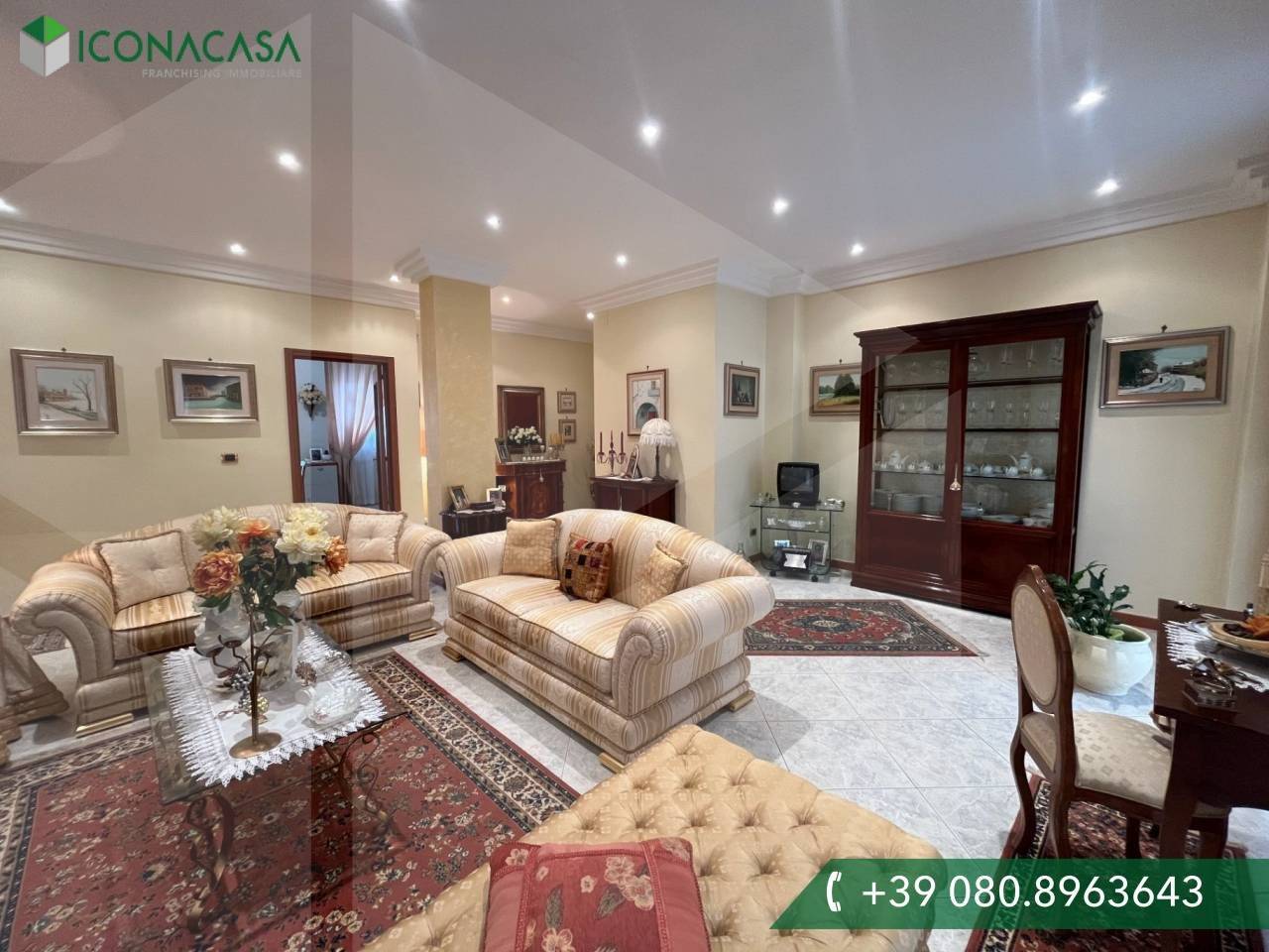 2 Schlafzimmer Wohnung in Bari, Italy, Nr. 23652