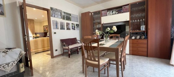 2 Schlafzimmer Wohnung in Bari, Italy, Nr. 23652 22