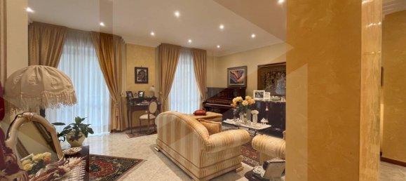 2 Schlafzimmer Wohnung in Bari, Italy, Nr. 23652 3