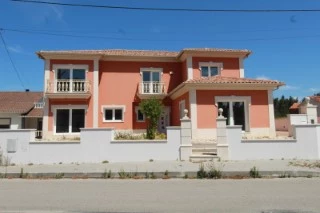 Casa de 7 dormitorios en Leiria, Portugal No. 152687