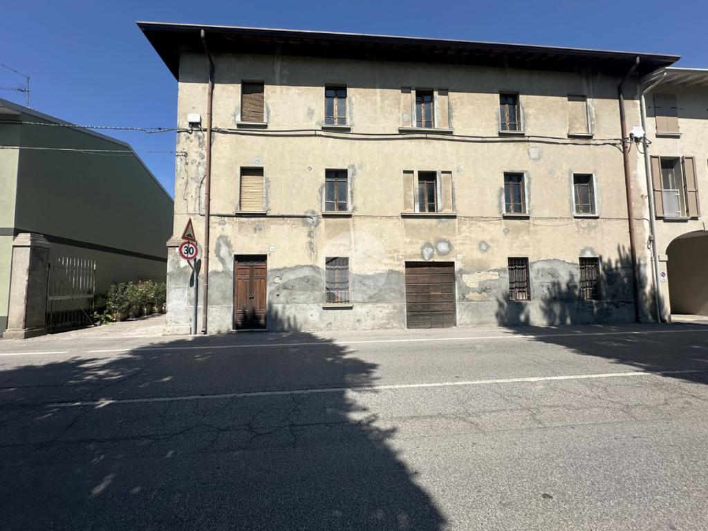 2 bedrooms House in Calvisano, Italy No. 298370