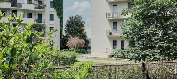 2 rooms Apartment in Milan, Italy No. 245737 5