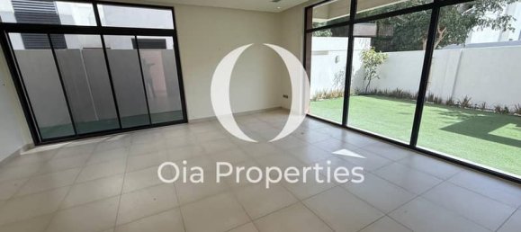 4 bedrooms Villa in Yas Island, UAE No. 104598 15