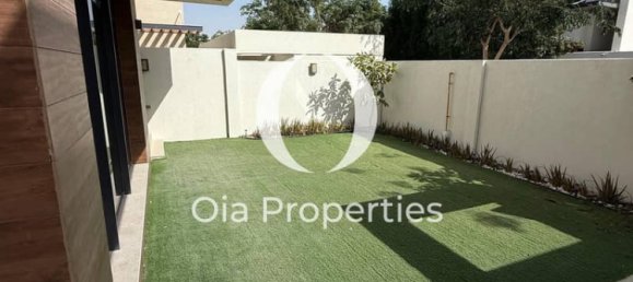 4 bedrooms Villa in Yas Island, UAE No. 104598 11