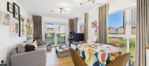 2 bedrooms Apartment in Bordon, United Kingdom No. 13857 2