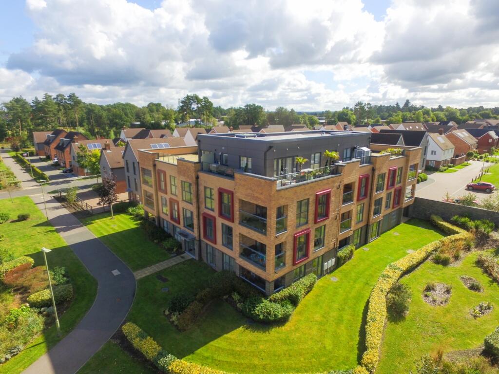 2 bedrooms Apartment in Bordon, United Kingdom No. 13857