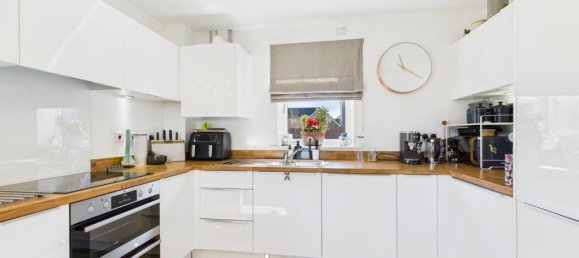 2 bedrooms Apartment in Bordon, United Kingdom No. 13857 5