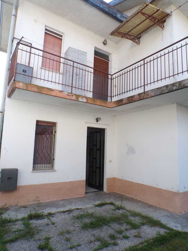 2 bedrooms Apartment in Casorate Sempione, Italy No. 363487