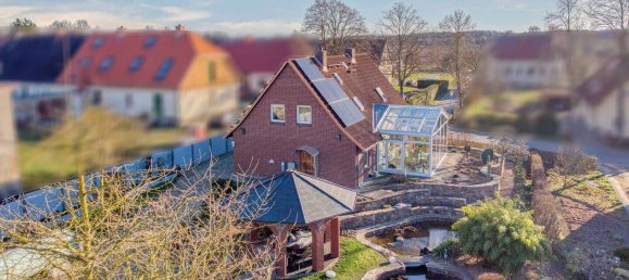3 chambres Maison à Mecklenburgische Seenplatte, Germany No. 321564 2