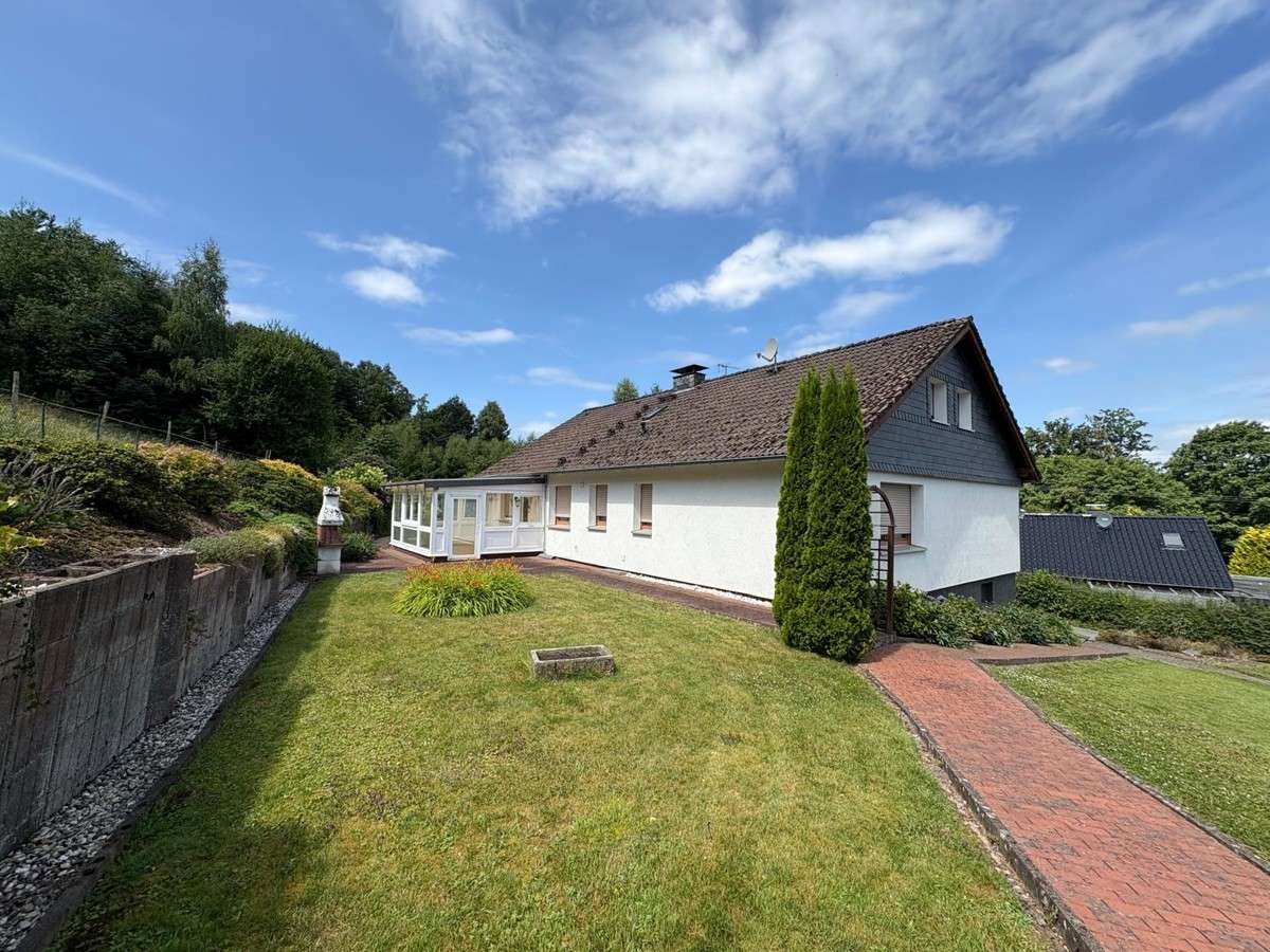 5غرفة منزل في North Rhine-Westphalia, Germany رقم 221533