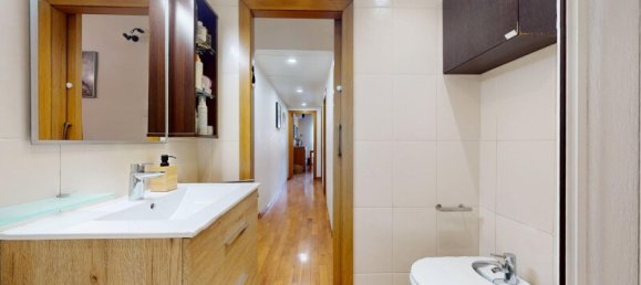 3 bedrooms Apartment in Barcelona, Spain No. 137265 8