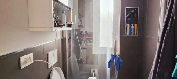 4 rooms House in Prato, Italy No. 41427 25