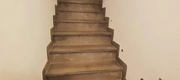 4 rooms House in Prato, Italy No. 41427 17