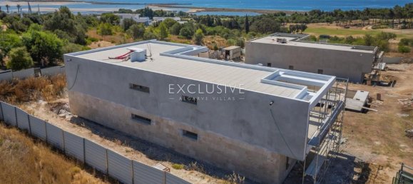 Villa de 4 dormitorios en Lagos, Portugal No. 7632 11