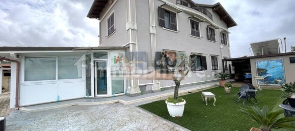 Villa T4 em Aprilia, Italy N.º 68678 30