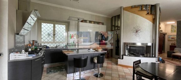 Villa T4 em Aprilia, Italy N.º 68678 32