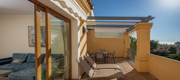 Ático de 2 dormitorios en Marbella, Spain No. 4767 5