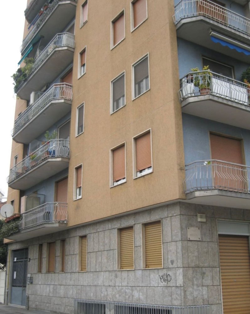 2 rooms Apartment in Cinisello Balsamo, Italy No. 109856