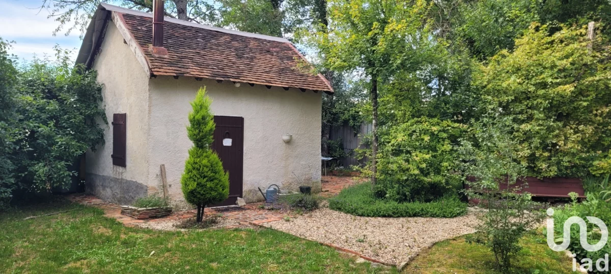 3800m² Land in Osmery, France No. 216739