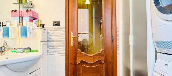 4 bedrooms Apartment in Turin, Italy No. 372209 20