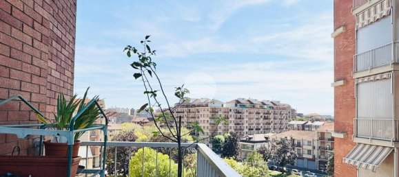 4 bedrooms Apartment in Turin, Italy No. 372209 7