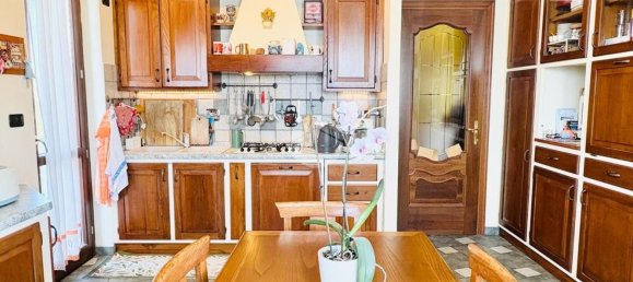 4 bedrooms Apartment in Turin, Italy No. 372209 19