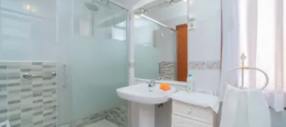 3 bedrooms Apartment in Fuenlabrada, Spain No. 185540 5