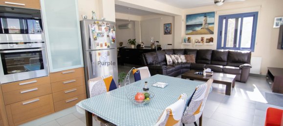 4 Schlafzimmer Villa in Kiti, Cyprus, Nr. 1436 11