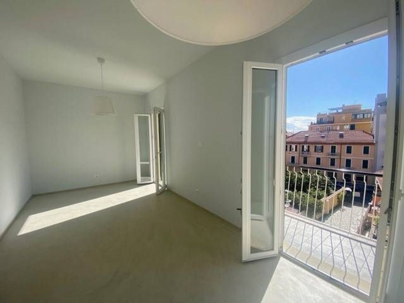 3-Zimmer Penthouse in Alassio, Italy, Nr. 185369