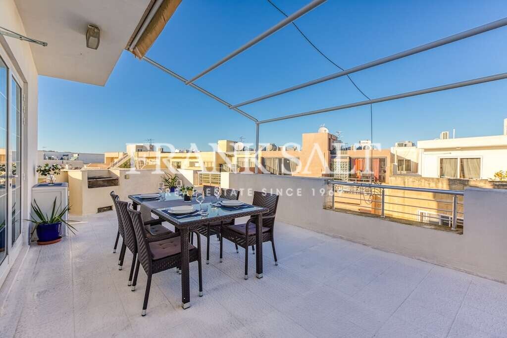 1 bedroom Penthouse in Mosta, Malta No. 11416