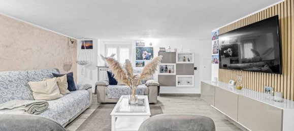 3 bedrooms Villa in Francavilla Bisio, Italy No. 258336 2