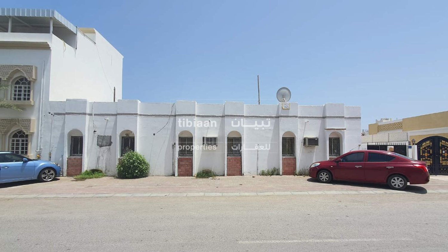 Villa de 5 dormitorios en Muscat, Oman No. 214