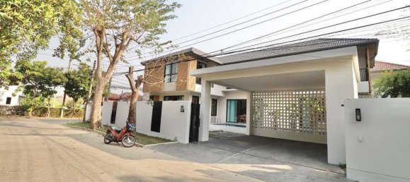 4 bedrooms House in Chiang Mai, Thailand No. 27006 7