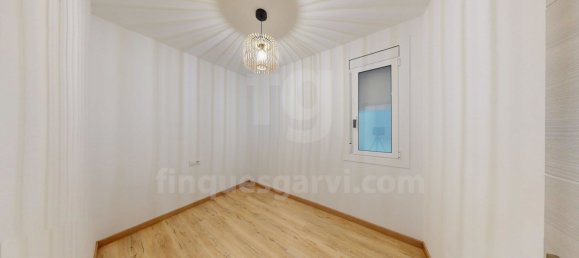 Apartamento de 3 dormitorios en Eixample, Spain No. 171838 33