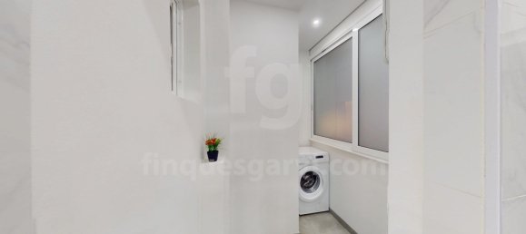 Apartamento de 3 dormitorios en Eixample, Spain No. 171838 32