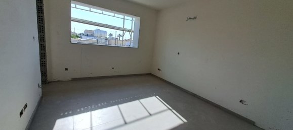 Apartamento T2 em Larnaka, Cyprus N.º 26250 9
