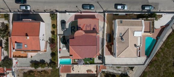 4 bedrooms House in Torres Vedras, Portugal No. 49296 5