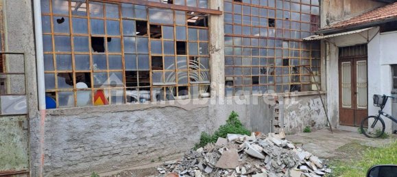 2 rooms Warehouse in San Giorgio su Legnano, Italy No. 209773 9