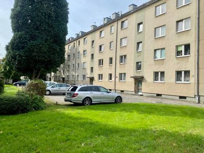 2 rooms Apartment in Dusseldorf, Germany No. 8918