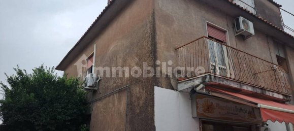 2 rooms Commercial property in Genzano di Roma, Italy No. 292076 2