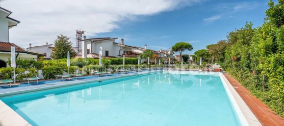 3 Schlafzimmer Villa in Eraclea, Italy, Nr. 358562 24